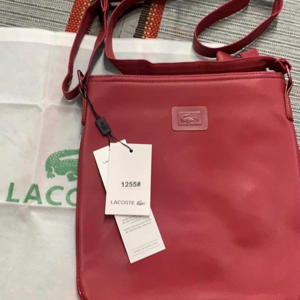 Lacoste sling